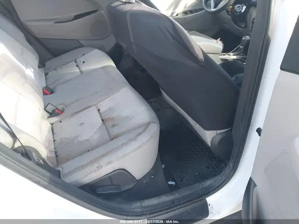 KM8J3CA46JU749972 2018 HYUNDAI TUCSON - Image 8