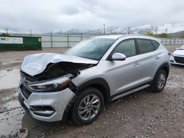 KM8J3CA46JU754153 2018 HYUNDAI TUCSON - Image 1