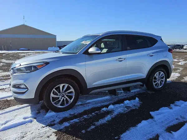 KM8J3CA46JU762222 2018 HYUNDAI TUCSON - Image 1
