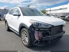 KM8J3CA46JU774791 2018 HYUNDAI TUCSON