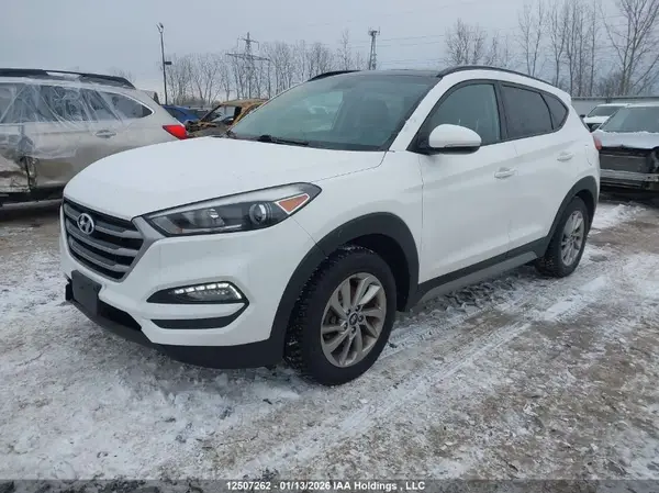 KM8J3CA46JU777450 2018 HYUNDAI TUCSON - Image 2