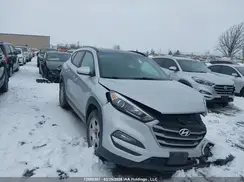KM8J3CA46JU777531 2018 HYUNDAI TUCSON