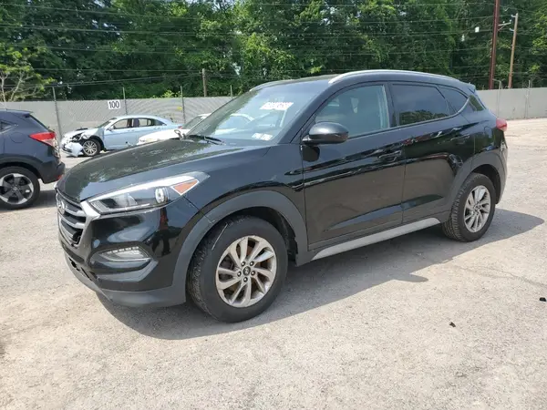 KM8J3CA46JU780817 2018 HYUNDAI TUCSON - Image 1