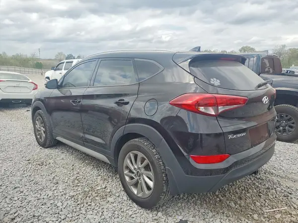 KM8J3CA46JU783488 2018 HYUNDAI TUCSON - Image 2