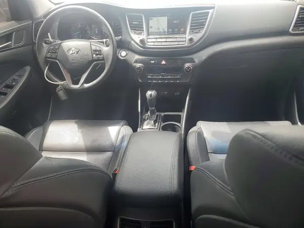 KM8J3CA46JU783488 2018 HYUNDAI TUCSON - Image 8