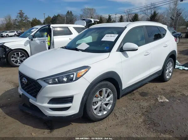 KM8J3CA46KU006701 2019 HYUNDAI TUCSON - Image 2