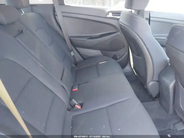 KM8J3CA46KU014331 2019 HYUNDAI TUCSON - Image 8
