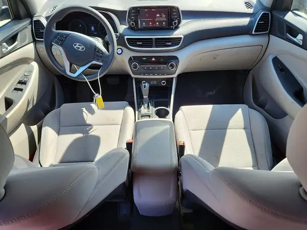 KM8J3CA46KU028438 2019 HYUNDAI TUCSON - Image 8