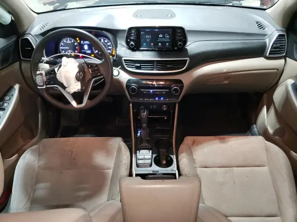 KM8J3CA46KU033302 2019 HYUNDAI TUCSON - Image 8