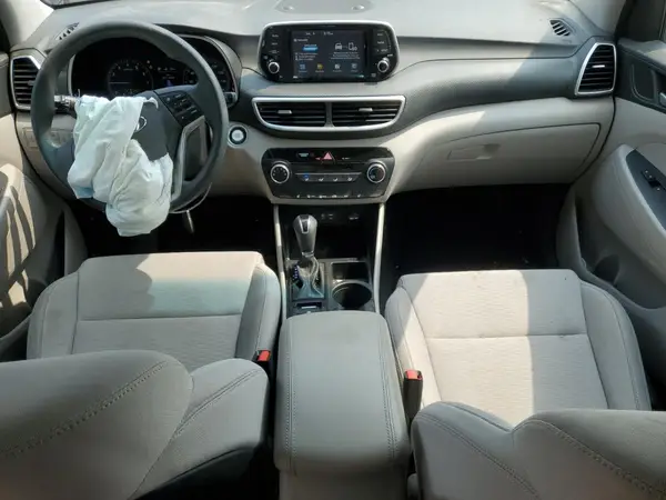 KM8J3CA46KU037768 2019 HYUNDAI TUCSON - Image 8