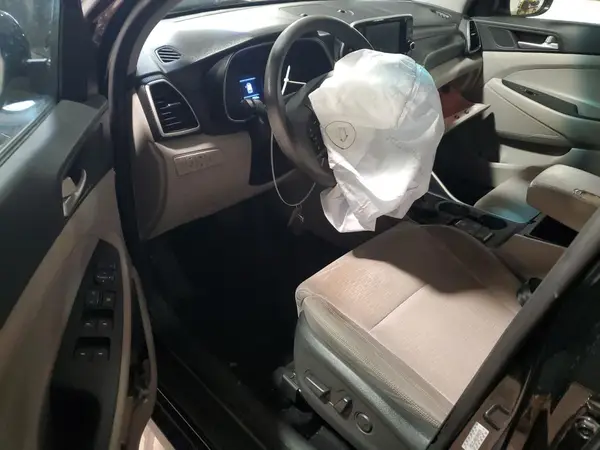 KM8J3CA46KU040203 2019 HYUNDAI TUCSON - Image 8