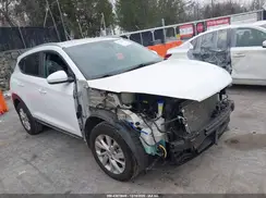 KM8J3CA46KU075095 2019 HYUNDAI TUCSON