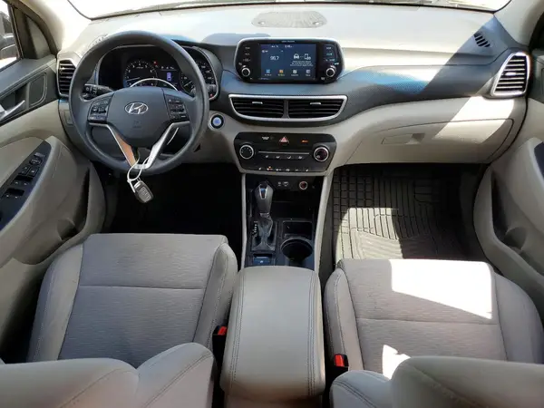 KM8J3CA46KU854058 2019 HYUNDAI TUCSON - Image 8