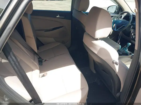 KM8J3CA46KU987175 2019 HYUNDAI TUCSON - Image 8