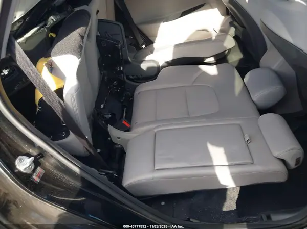 KM8J3CA46KU993199 2019 HYUNDAI TUCSON - Image 8