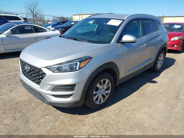KM8J3CA46LU100997 2020 HYUNDAI TUCSON - Image 2