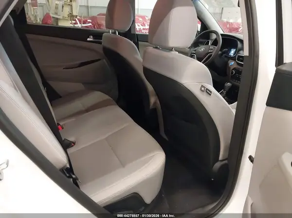 KM8J3CA46LU142716 2020 HYUNDAI TUCSON - Image 8