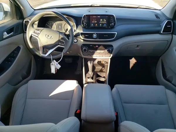 KM8J3CA46MU293850 2021 HYUNDAI TUCSON - Image 8