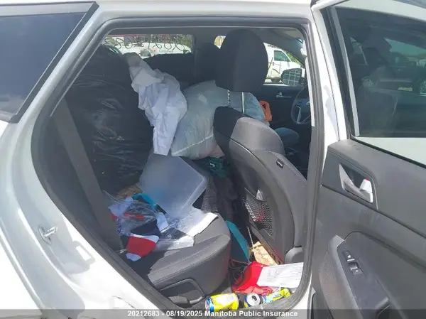 KM8J3CA46MU357403 2021 HYUNDAI TUCSON - Image 8