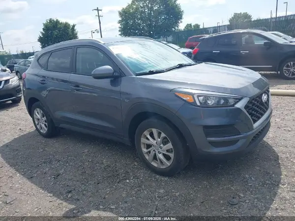 KM8J3CA46MU373777 2021 HYUNDAI TUCSON - Image 1