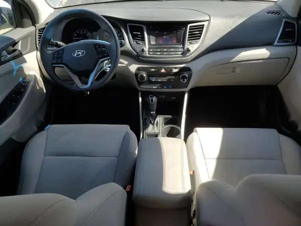 KM8J3CA47GU046020 2016 HYUNDAI TUCSON - Image 8