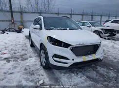 KM8J3CA47GU051525 2016 HYUNDAI TUCSON