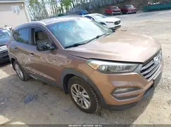 KM8J3CA47GU060564 2016 HYUNDAI TUCSON