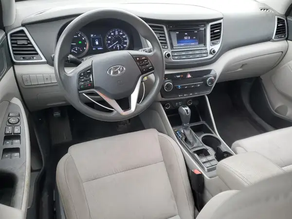 KM8J3CA47GU065456 2016 HYUNDAI TUCSON - Image 8