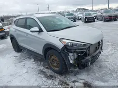 KM8J3CA47GU094195 2016 HYUNDAI TUCSON
