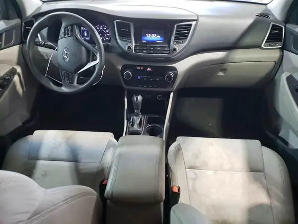 KM8J3CA47GU101405 2016 HYUNDAI TUCSON - Image 8