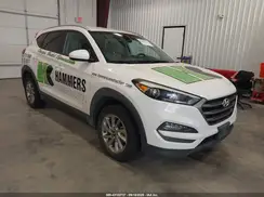 KM8J3CA47GU110962 2016 HYUNDAI TUCSON