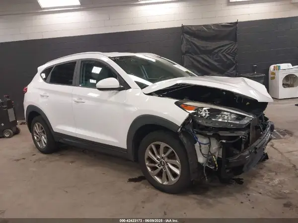 KM8J3CA47GU140320 2016 HYUNDAI TUCSON - Image 1
