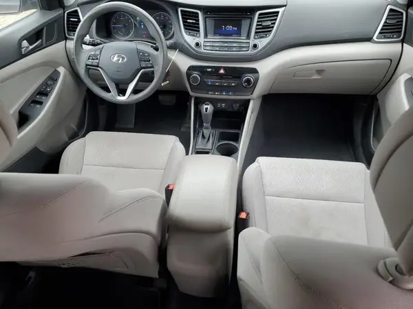 KM8J3CA47GU158560 2016 HYUNDAI TUCSON - Image 8