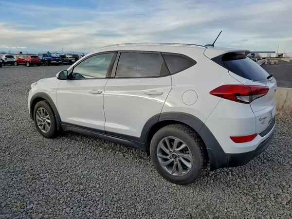 KM8J3CA47GU160096 2016 HYUNDAI TUCSON - Image 2