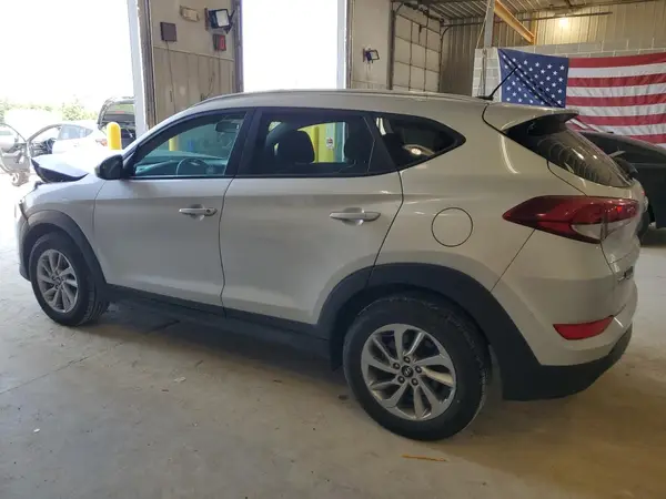 KM8J3CA47GU180171 2016 HYUNDAI TUCSON - Image 2