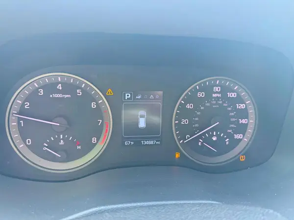 KM8J3CA47GU184124 2016 HYUNDAI TUCSON - Image 8