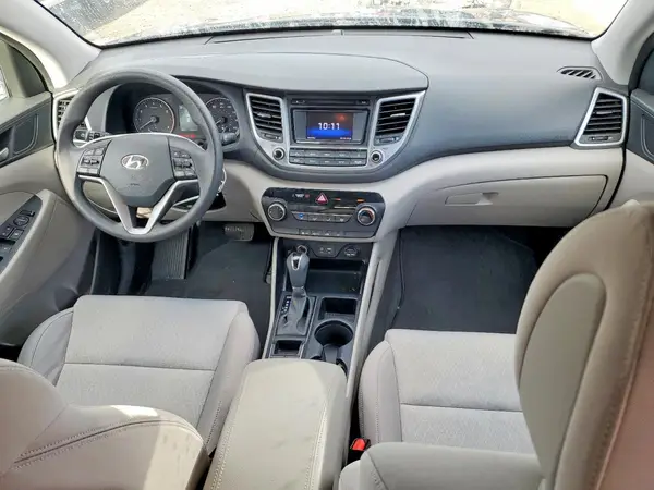 KM8J3CA47GU206428 2016 HYUNDAI TUCSON - Image 8
