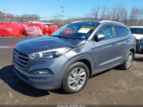 KM8J3CA47GU208566 2016 HYUNDAI TUCSON - Image 2