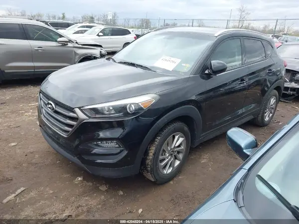 KM8J3CA47GU215257 2016 HYUNDAI TUCSON - Image 2