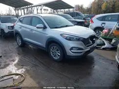 KM8J3CA47GU224136 2016 HYUNDAI TUCSON