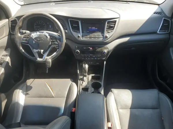 KM8J3CA47HU257932 2017 HYUNDAI TUCSON - Image 8