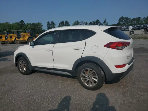 KM8J3CA47HU261284 2017 HYUNDAI TUCSON - Image 2