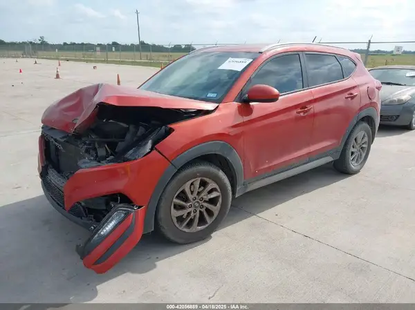 KM8J3CA47HU261866 2017 HYUNDAI TUCSON - Image 2