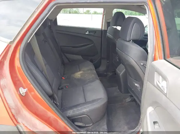 KM8J3CA47HU261866 2017 HYUNDAI TUCSON - Image 8