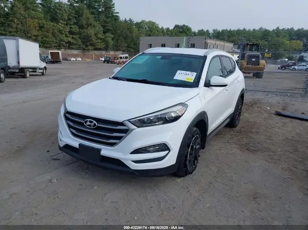 KM8J3CA47HU291725 2017 HYUNDAI TUCSON - Image 2