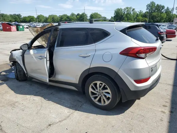 KM8J3CA47HU291823 2017 HYUNDAI TUCSON - Image 2