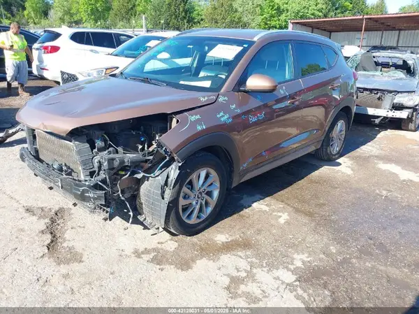 KM8J3CA47HU302593 2017 HYUNDAI TUCSON - Image 2