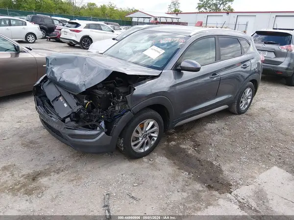 KM8J3CA47HU315473 2017 HYUNDAI TUCSON - Image 2
