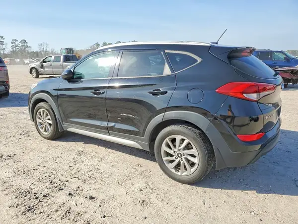 KM8J3CA47HU381148 2017 HYUNDAI TUCSON - Image 2