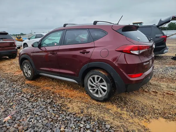 KM8J3CA47HU386074 2017 HYUNDAI TUCSON - Image 2